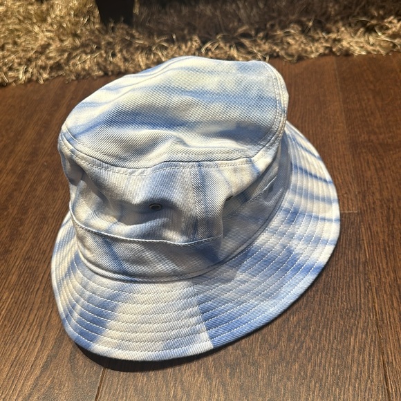 Blue Tie dye Bucket Hat - Picture 2 of 3